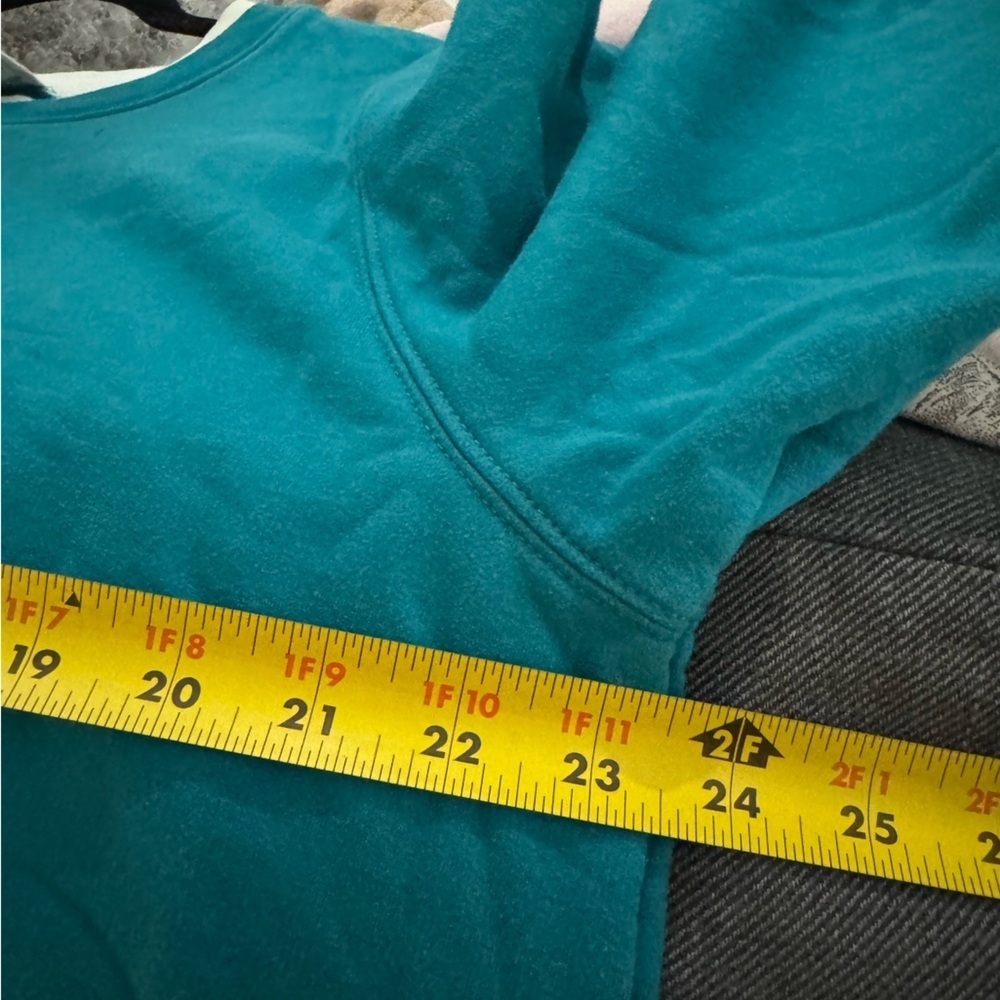 VTG Winter Themed Embroidered Gazebo Garden Grannycore Oversized Sweatshirt 1X - Picture 8 of 11